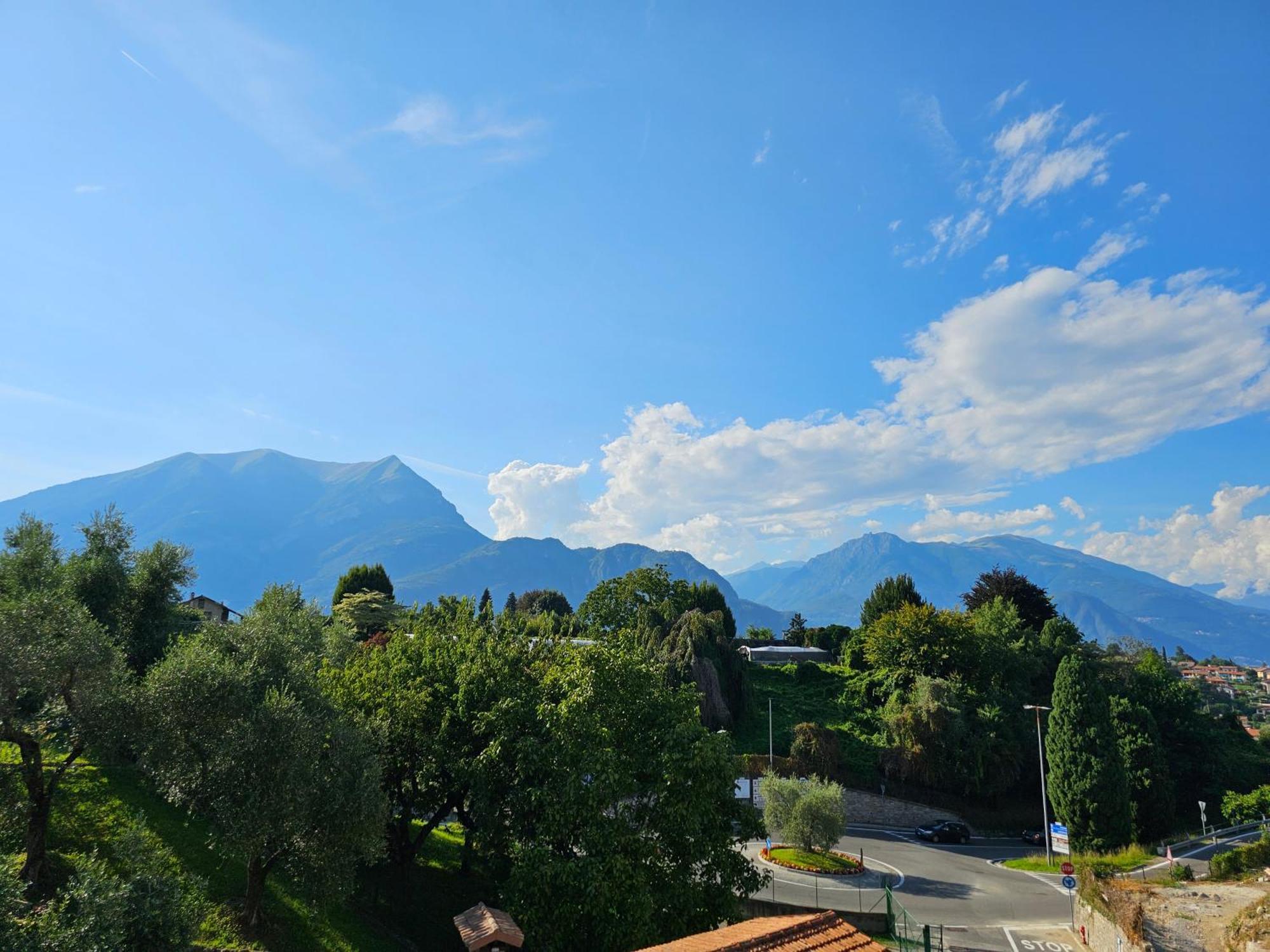 Bellagio Rotonda Apartment Екстер'єр фото
