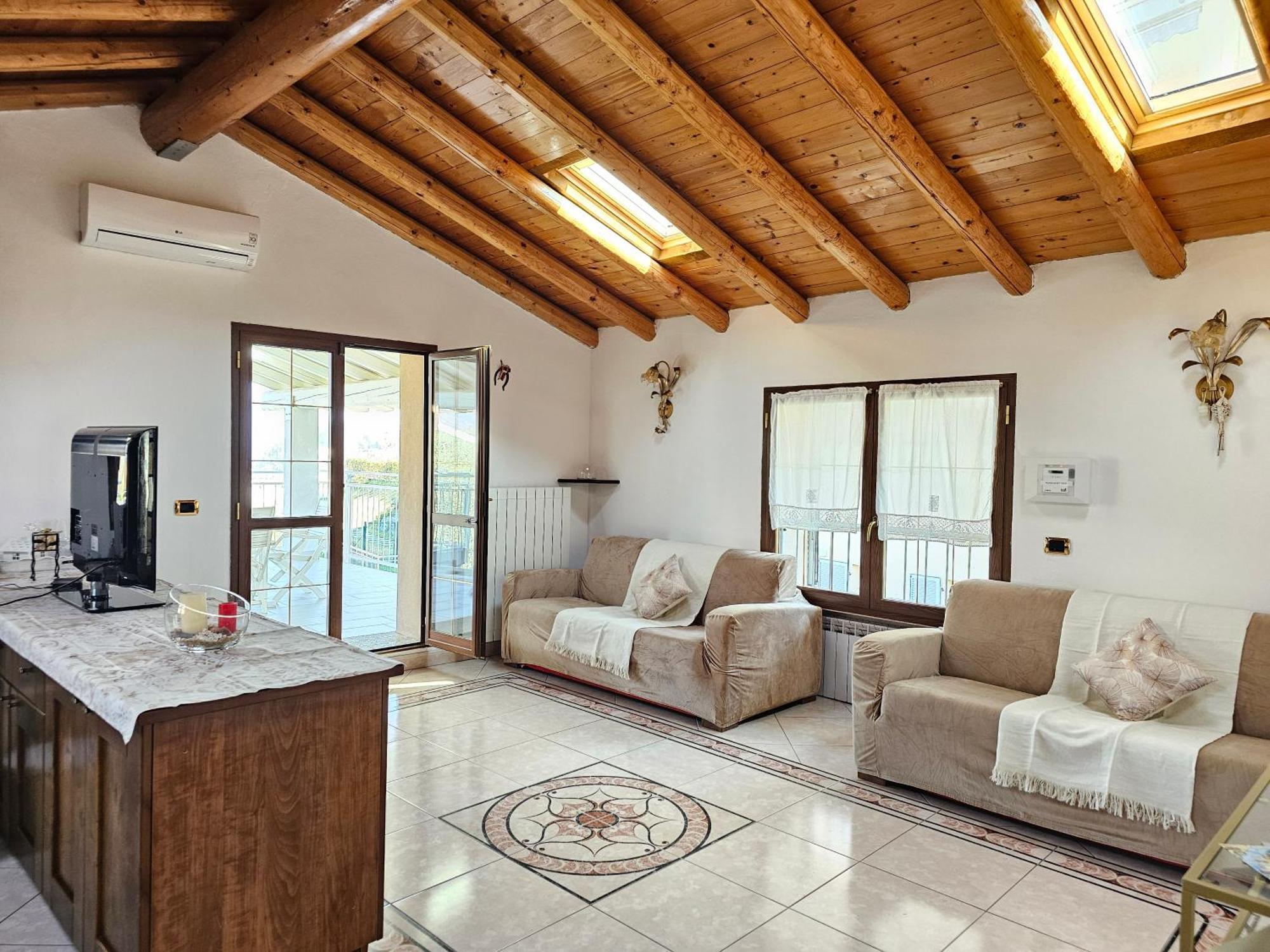 Bellagio Rotonda Apartment Екстер'єр фото