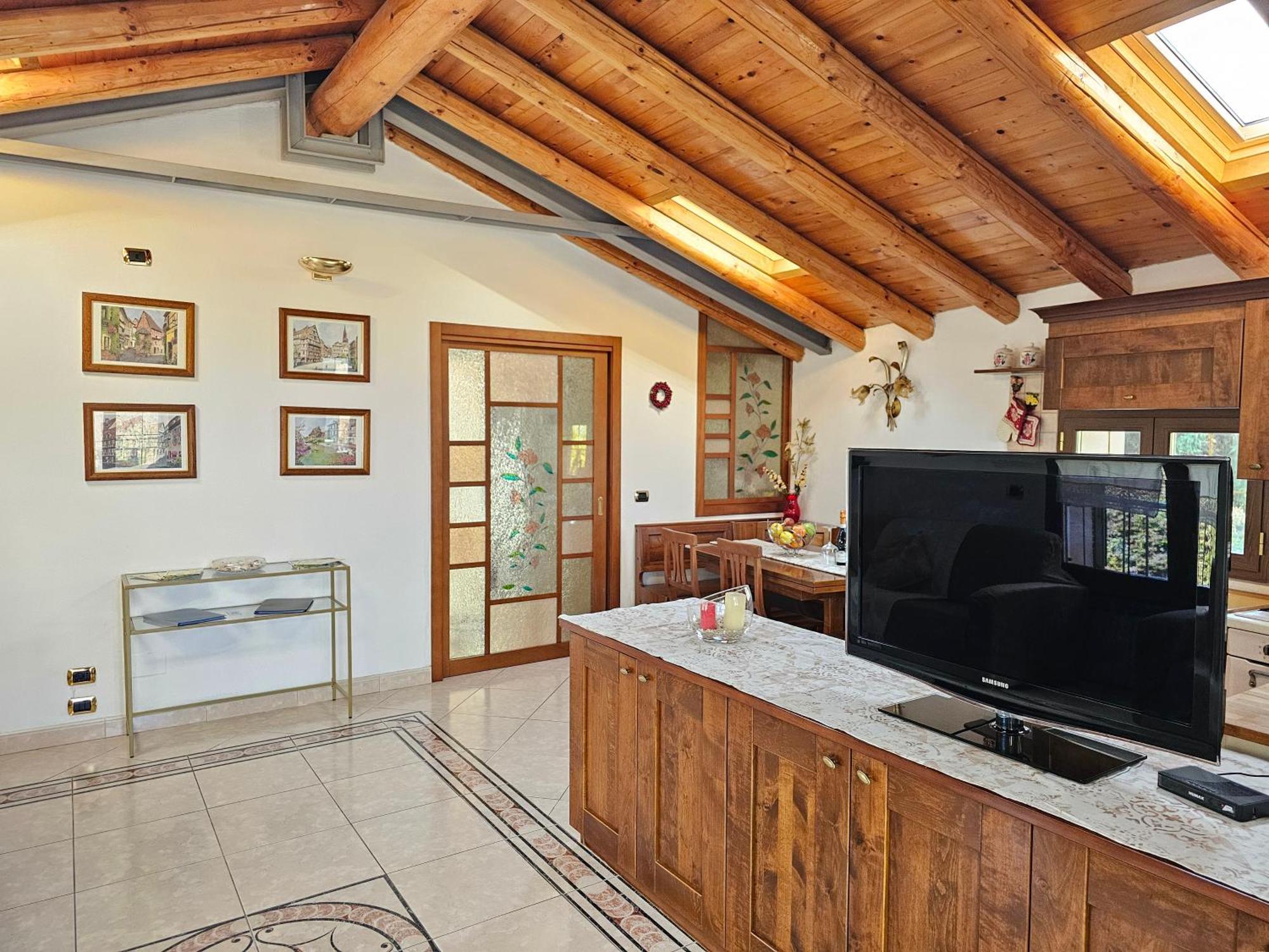 Bellagio Rotonda Apartment Екстер'єр фото